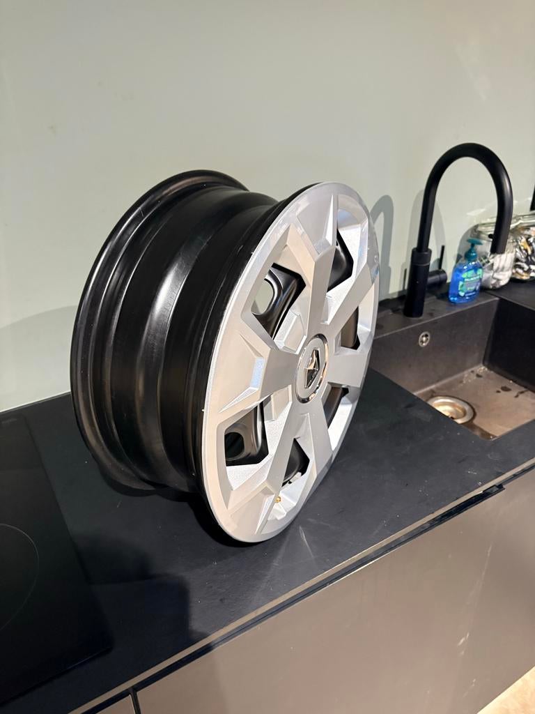 Velgen met wieldop 16” renault trafic NIEUW, Auto diversen, Wieldoppen, Ophalen of Verzenden, Nieuw