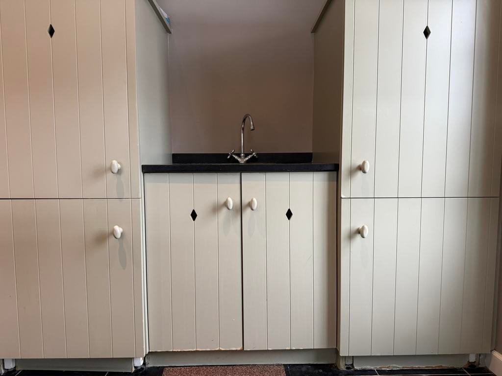 Landelijke bijkeuken van massief MDF met lades & kasten., Huis en Inrichting, Keuken | Complete keukens, Ophalen, Gebruikt, Overige typen