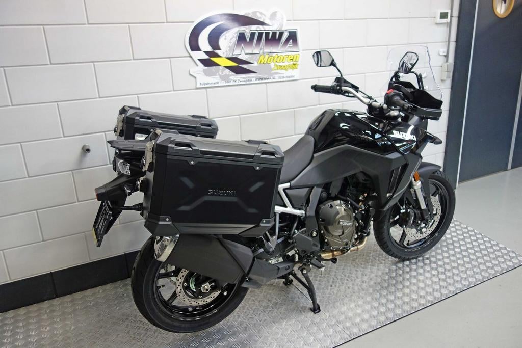 SUZUKI V-STROM 800 - foto 3