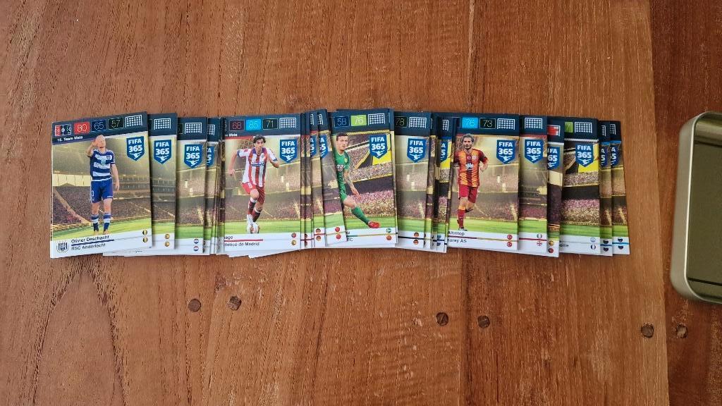 2015-2016 FIFA365 Panini Adrenalyn cards, Ophalen of Verzenden, Nieuw, Buitenlandse clubs, Poster, Plaatje of Sticker