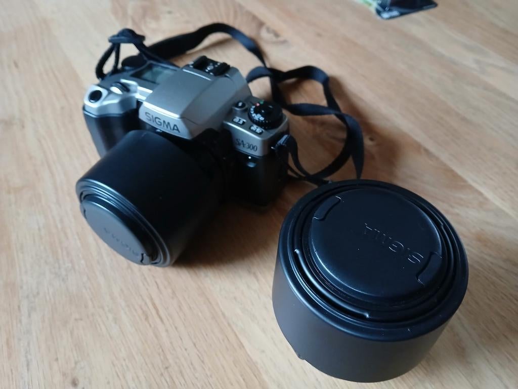 Sigma SA-300 Spiegelreflexcamera, Ophalen of Verzenden, Gebruikt, Spiegelreflex