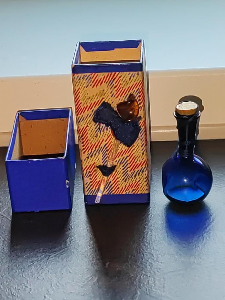 Murano Parfumflesje in Originele Doos - Nieuwstaat, Ophalen of Verzenden, Nieuw, Parfumfles