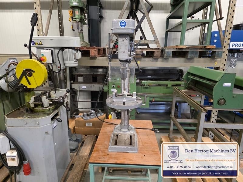 Tafel boormachine HU16 230V met snelspan boorkop en tafel, Ophalen, Gebruikt, 400 tot 600 watt, Boormachine