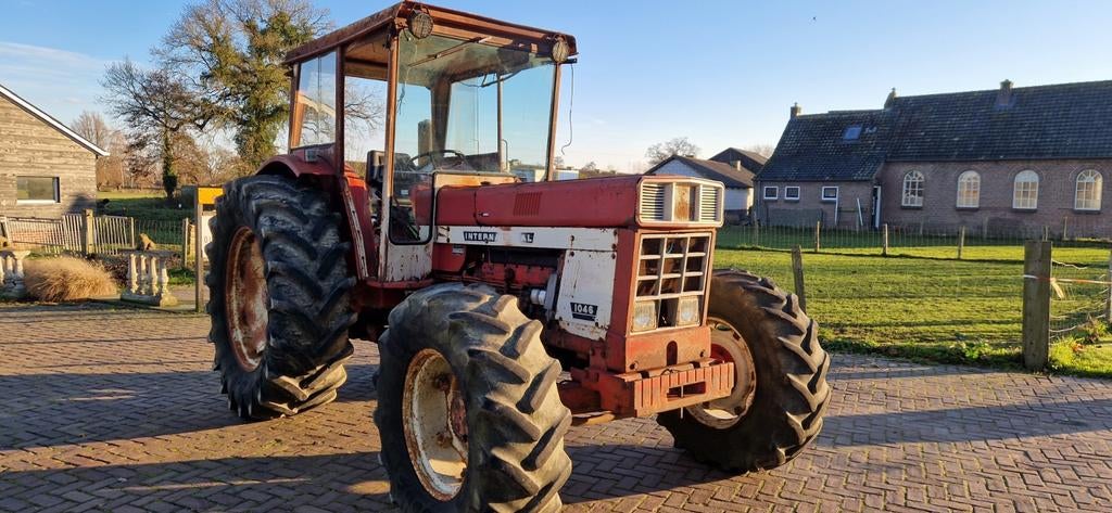 International 1046, Zakelijke goederen, Agrarisch | Tractoren, Case IH, 80 tot 120 Pk, Gebruikt, Ophalen of Verzenden