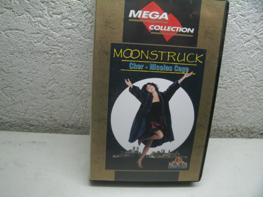 vhs 176b moonstruck, Alle leeftijden, Ophalen of Verzenden, Zo goed als nieuw, Actie en Avontuur