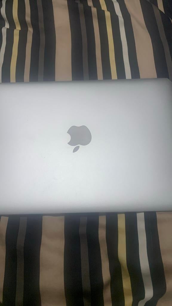 MacBook Air (Early 2015) - Goed werkend., Computers en Software, Apple Macbooks, Qwerty, 13 inch, Minder dan 2 Ghz, Ophalen of Verzenden