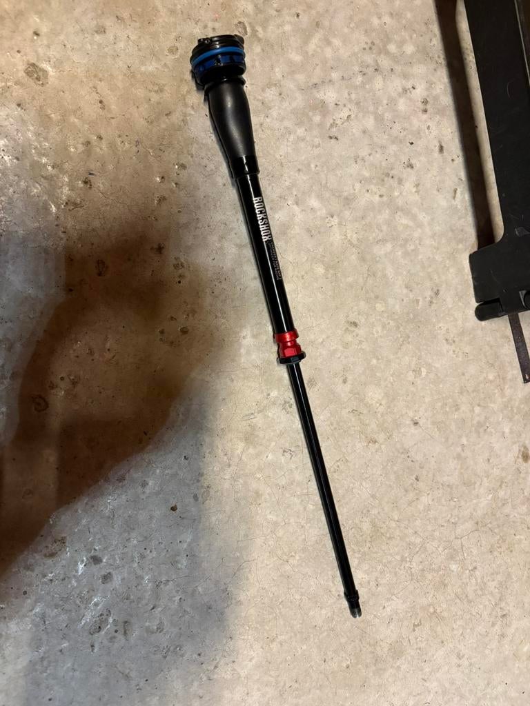 Rockshox charger race day 2, Ophalen of Verzenden, Zo goed als nieuw, Mountainbike, Voorvork