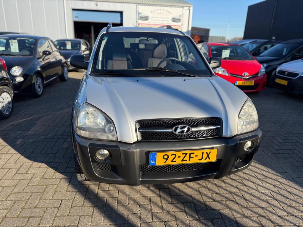 Hyundai Tucson 2.0i Active Joy|Apk 02-2027, Parkeersensor, Gebruikt, 4 cilinders, Origineel Nederlands