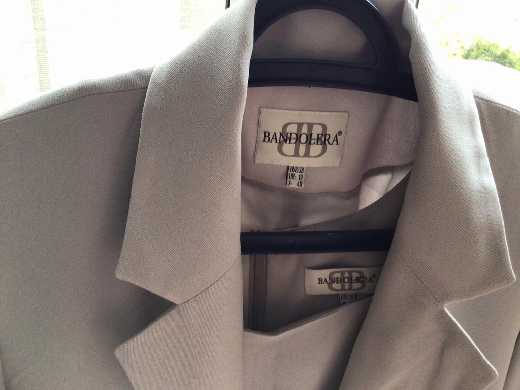 BANDOLERA SET (jas en jurkje), Kleding | Dames, Maat 38/40 (M), Kostuum of Pak, Ophalen of Verzenden, Zo goed als nieuw