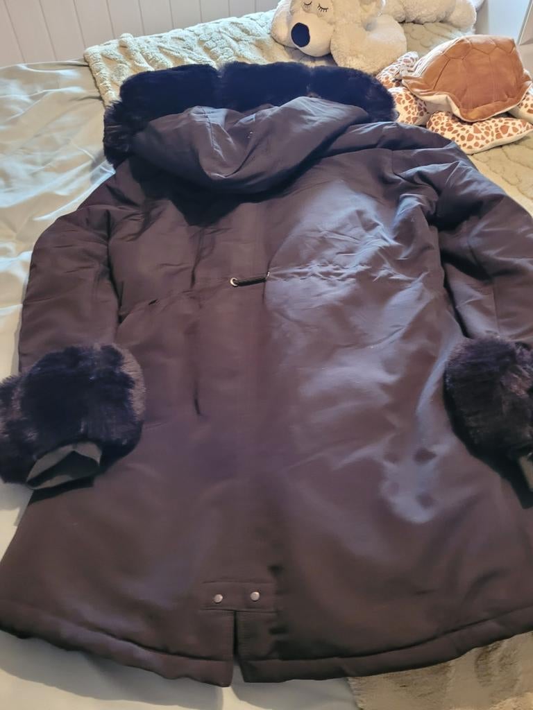 ZGN Luxe Zwarte Winterjas met Bont Gevoerd - Maat L, Ophalen of Verzenden