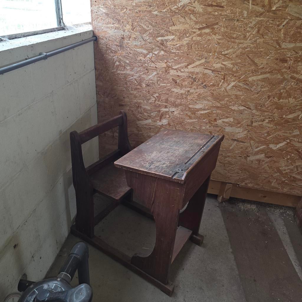 Antiek 1-persoons schoolbankje, Antiek en Kunst, Ophalen of Verzenden