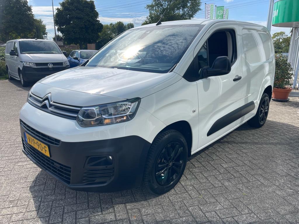Citroën Berlingo 1.5 BlueHDI Club Automaat, Carplay, Lm vel, Auto's, Bestelauto's, Gebruikt, Euro 6, 4 cilinders, Citroën
