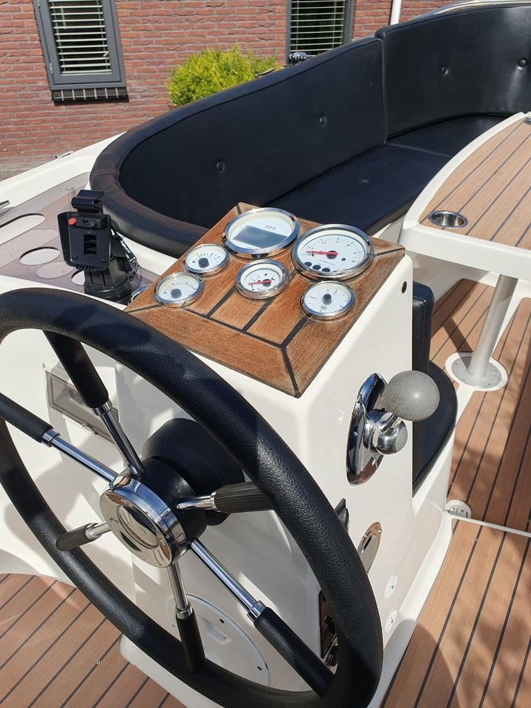 Corsiva 520 New Age sloep met Suzuki 40 pk en trailer, Watersport en Boten, Ophalen, Zo goed als nieuw, 30 tot 50 pk, 3 tot 6 meter