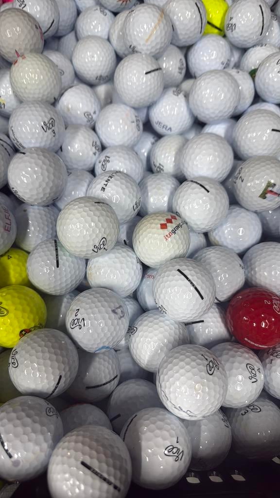 Vicetourdrive golfballen ultra deal AAAA kwaliteit 50 stuks, Ophalen of Verzenden, Zo goed als nieuw, Bal(len)