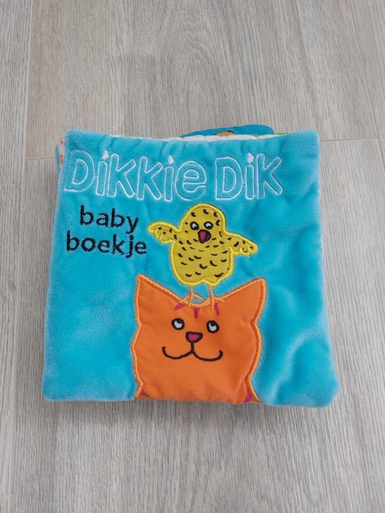 Baby speelgoed boekje boek Dikkie dik poes kat K1002, Ophalen of Verzenden, Zo goed als nieuw, Mobiel