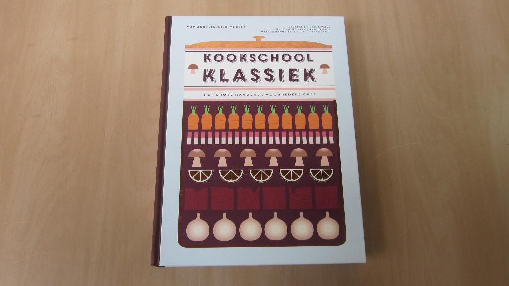 Kookschool Klassiek - Marianne Magnier-Moreno, Boeken, Kookboeken, Zo goed als nieuw, Europa, Marianne Magnier-Moreno, Tapas, Hapjes en Dim Sum