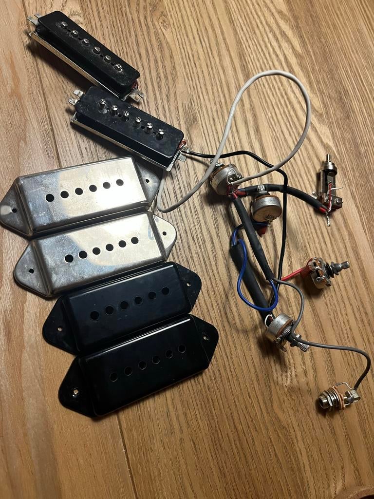 Epiphone Casino bedrading en stemmechanieken, Ophalen of Verzenden, Gebruikt, Elektrische gitaar