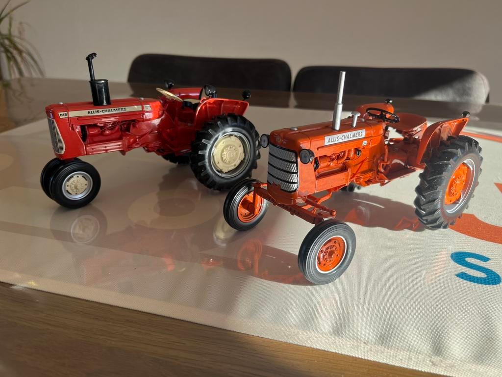 Twee Allis Chalmers trekkers D14 en D15 SpecCast 1/16, Ophalen of Verzenden, Zo goed als nieuw, Tractor of Landbouw