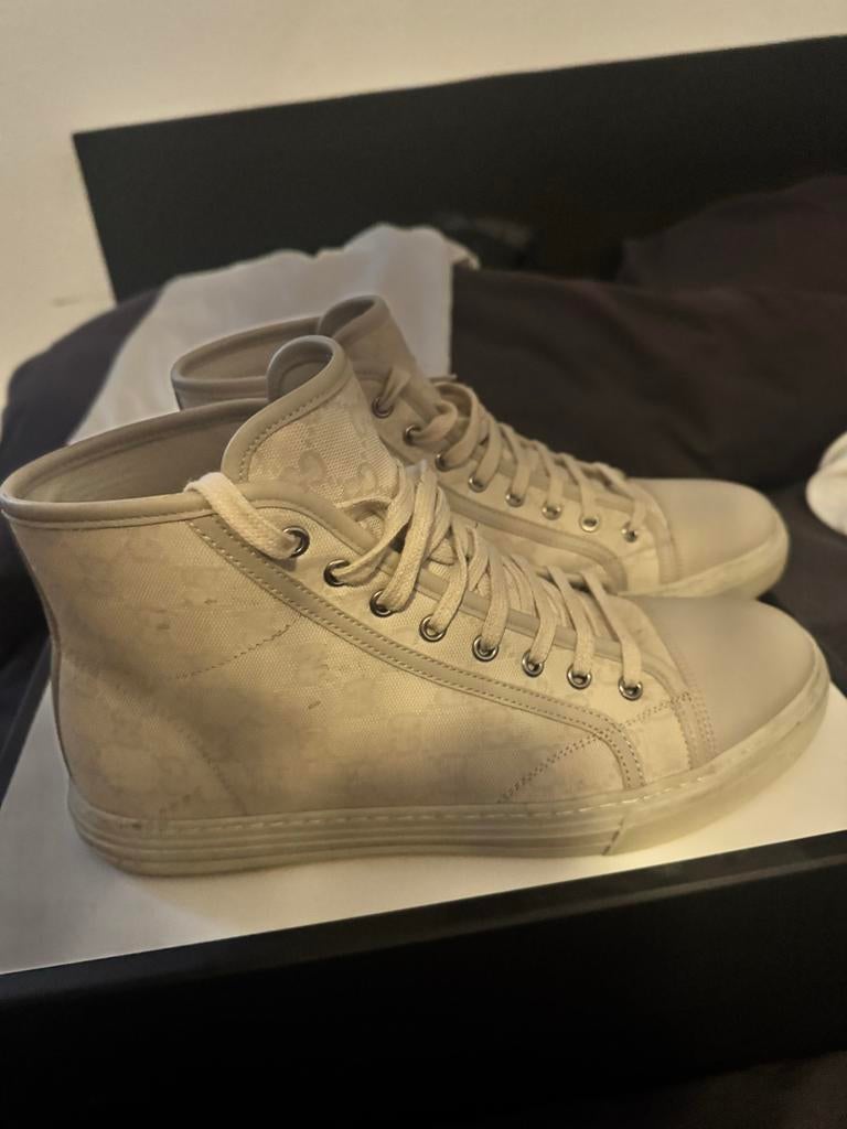 Gucci high top sneaker 4 keer gedragen, Ophalen of Verzenden, Gedragen, Wit, Sneakers of Gympen
