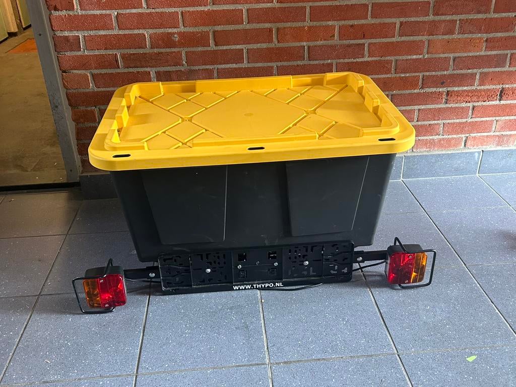 Koffer voor op de trekhaak 65 liter, Ophalen of Verzenden, Zo goed als nieuw, Trekhaakdrager