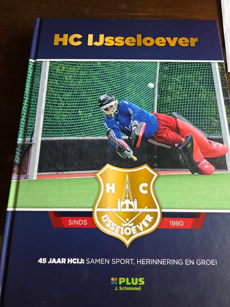 Gezocht: Hockey plaatjes HC IJsseloever, Ophalen of Verzenden, Gebruikt, Overige sporten, Poster, Plaatje of Sticker