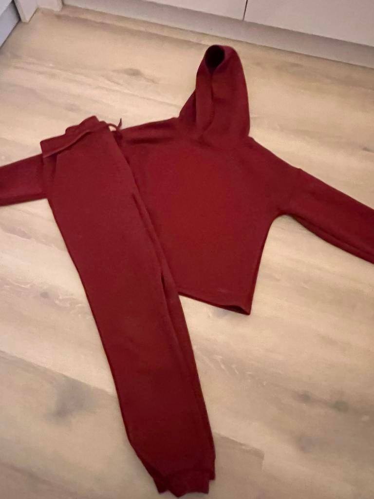 Leuk trainingspak meisje maat 134/140, Ophalen of Verzenden, Gebruikt, Meisje