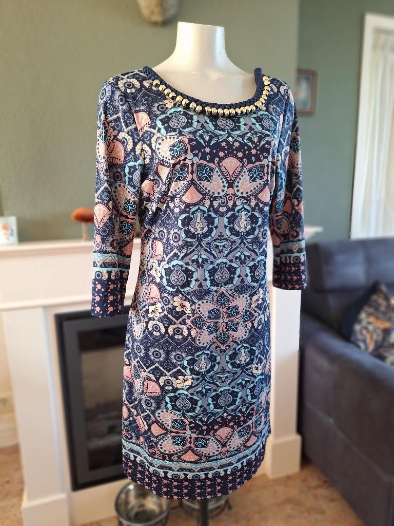 K-Design K design mooie hals en rug detail jurk XL, K-design, Maat 46/48 (XL) of groter, Zo goed als nieuw, Knielengte