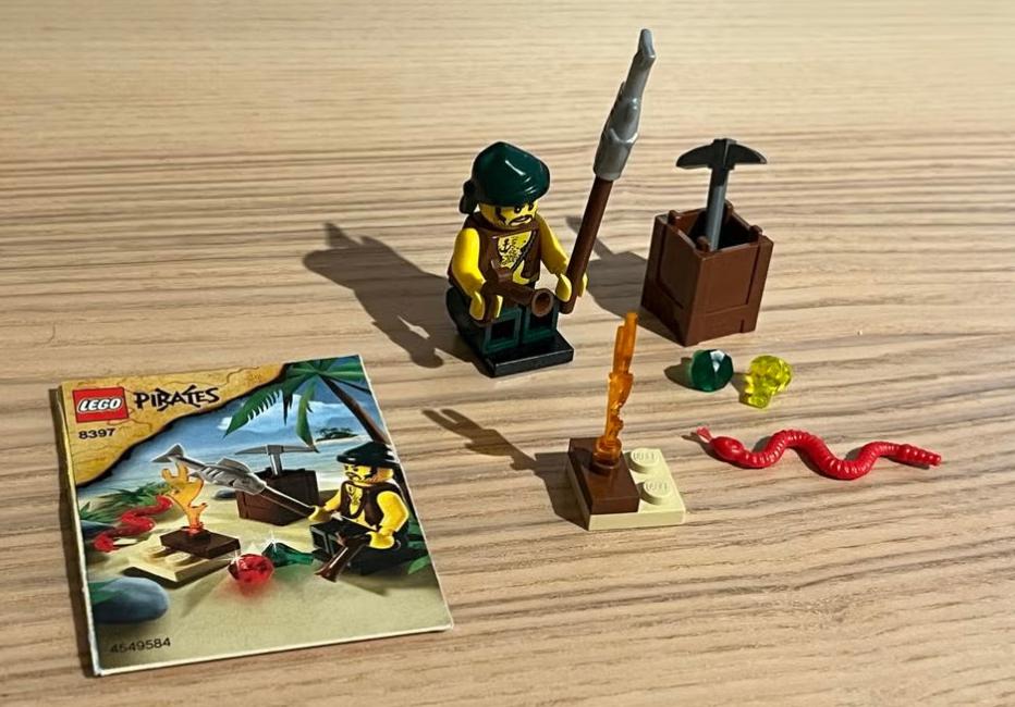 Lego Pirates set 8397, Schat Eiland, Kinderen en Baby's, Speelgoed | Duplo en Lego, Ophalen of Verzenden, Zo goed als nieuw, Complete set