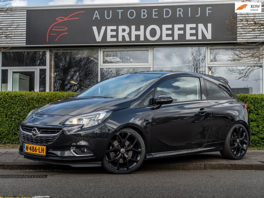 Opel Corsa 1.6 Turbo OPC - APPLE CARPLAY - KUIPSTOELEN -207, Auto's, Gebruikt, Leder en Stof, Zwart, Bedrijf