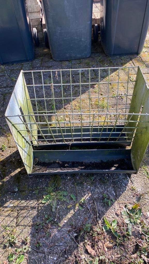 Hooiruif voederbak kleindieren, Ophalen