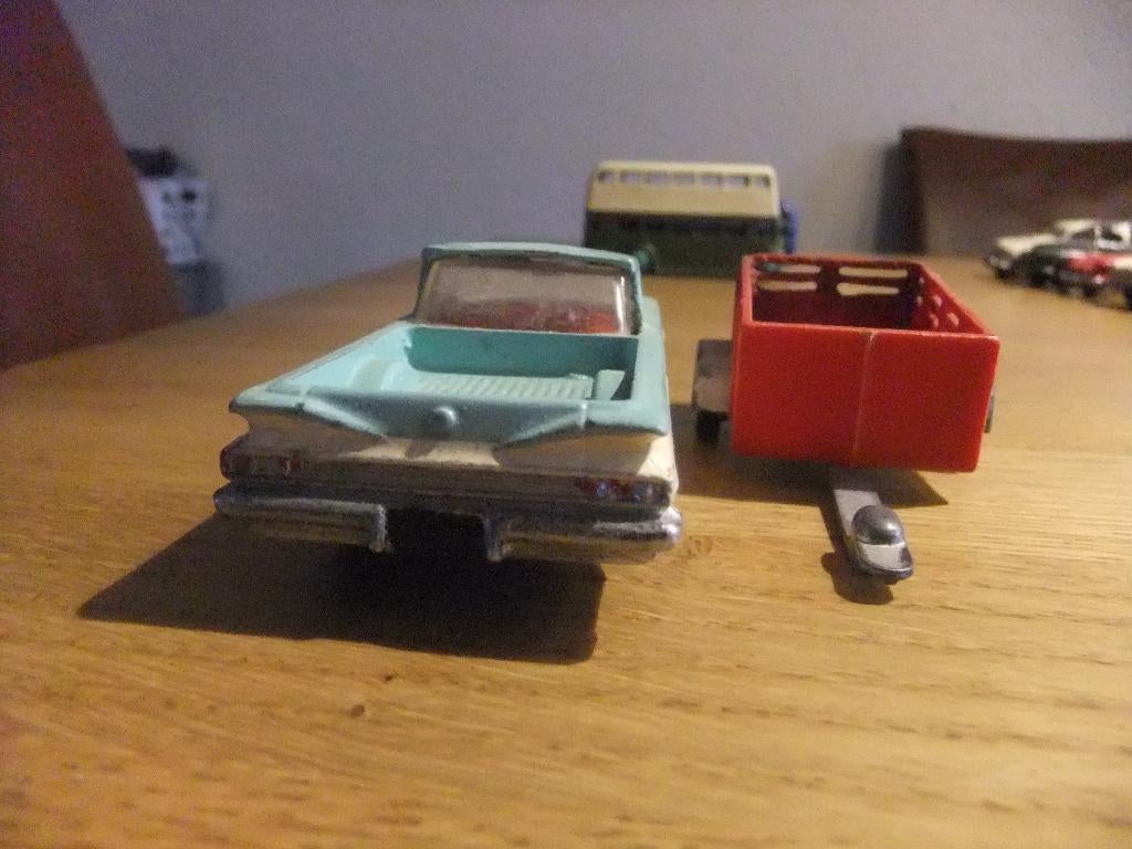 dinky lot cevrolet, Ophalen of Verzenden, Gebruikt, Auto, Dinky Toys