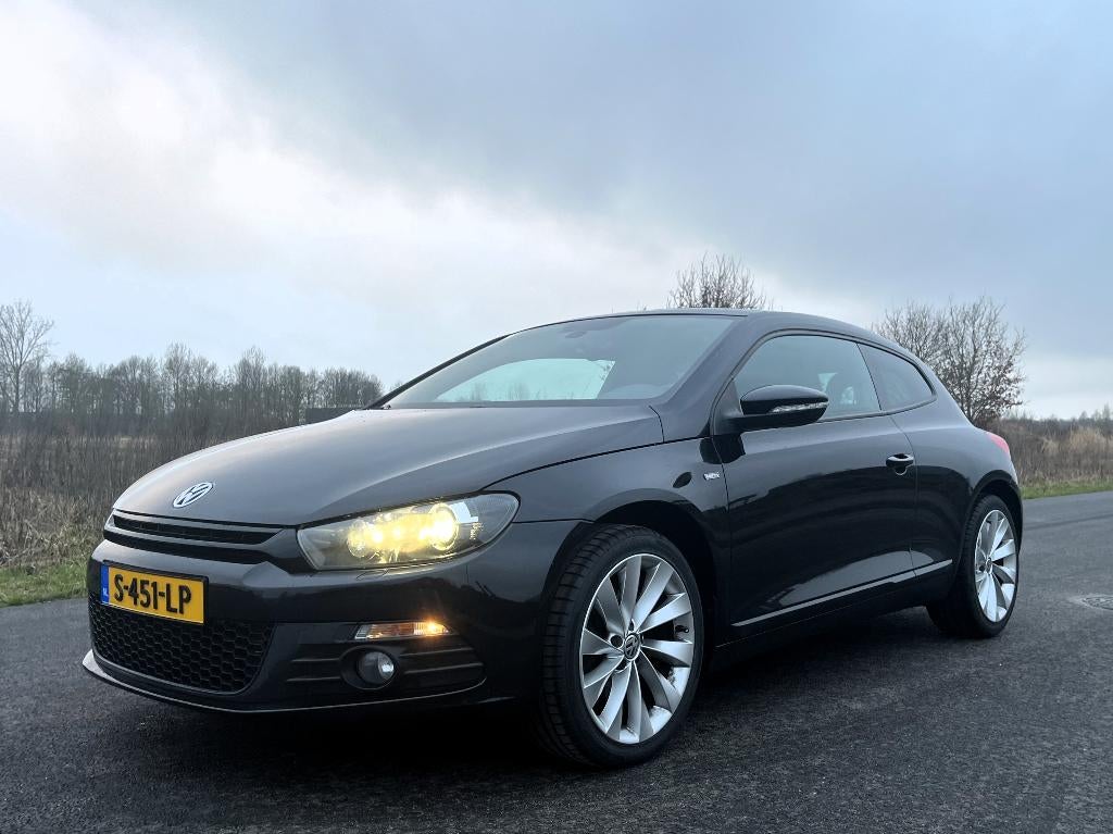 Volkswagen Scirocco 1.4 TSI Highline Plus 2013, Auto's, Volkswagen, Voorwielaandrijving, Euro 5, Zwart, 4 cilinders