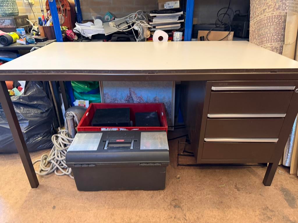 Vintage Mooi stevig ijzer bureau asmeta, Ophalen, Gebruikt, Nvt, Nvt