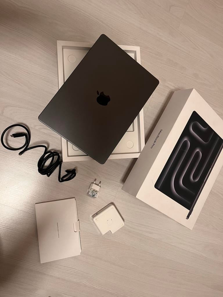 MacBook Pro M3 – 18GB RAM – 512GB SSD, Computers en Software, Apple Macbooks, MacBook Pro, Qwerty, Overige groottes, 512 GB