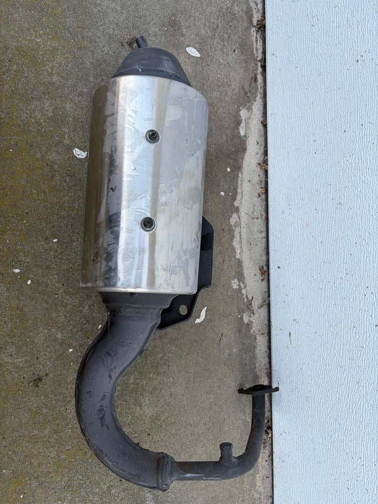 Uitlaat Peugeot Vivacity 2-takt snor, zeer goede staat, Ophalen, Zo goed als nieuw, Uitlaat, Peugeot