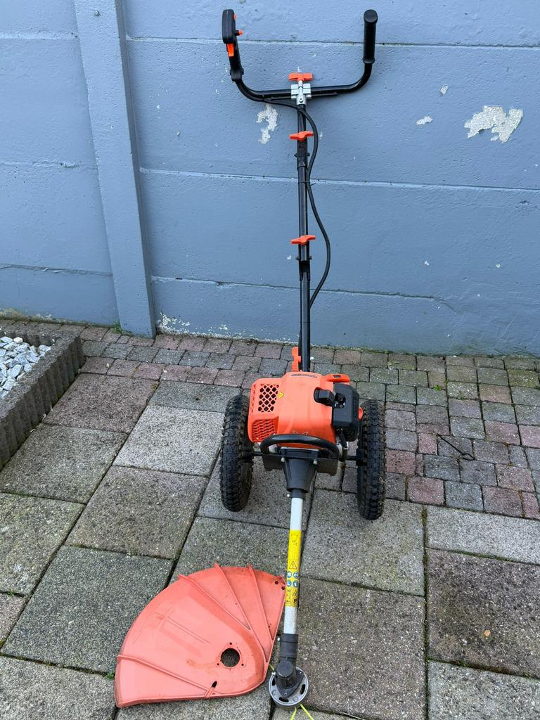 Grasmaaier / werkt goed, Ophalen, Gebruikt, Benzine-grasmaaier