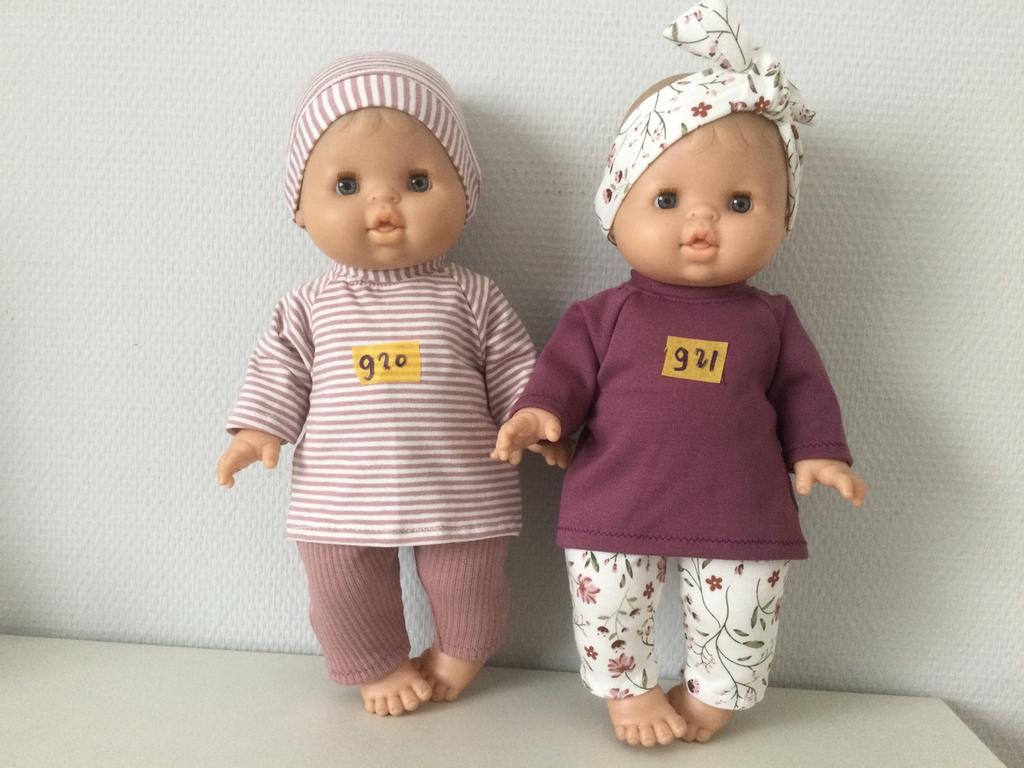 Poppenkleertjes babypop 34 cm Reina Paola pop 34 cm Gordi po, Ophalen of Verzenden, Zo goed als nieuw, Babypop