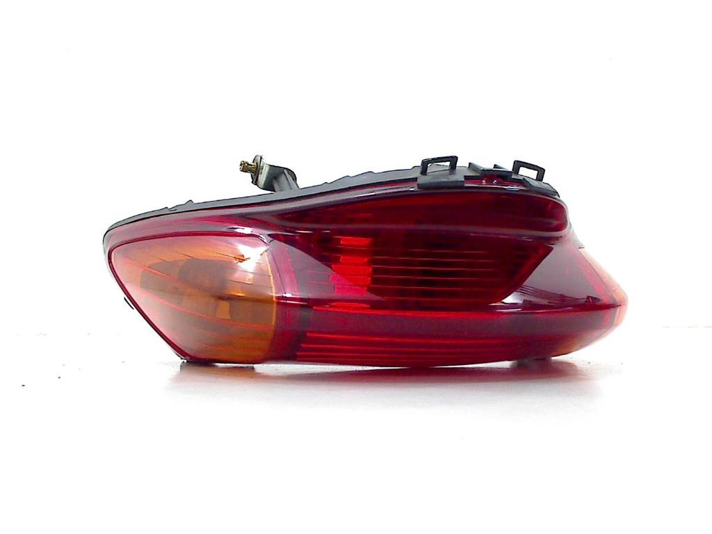 ACHTERLICHT Honda VFR 800 Fi 1998-2001 (VFR800Fi RC46), Dhr. S. di Majo, Gebruikt, Info@cama-motorparts.nl, P.J. Troelstraweg 8 8
3144 CX  MAASSLUIS, NL