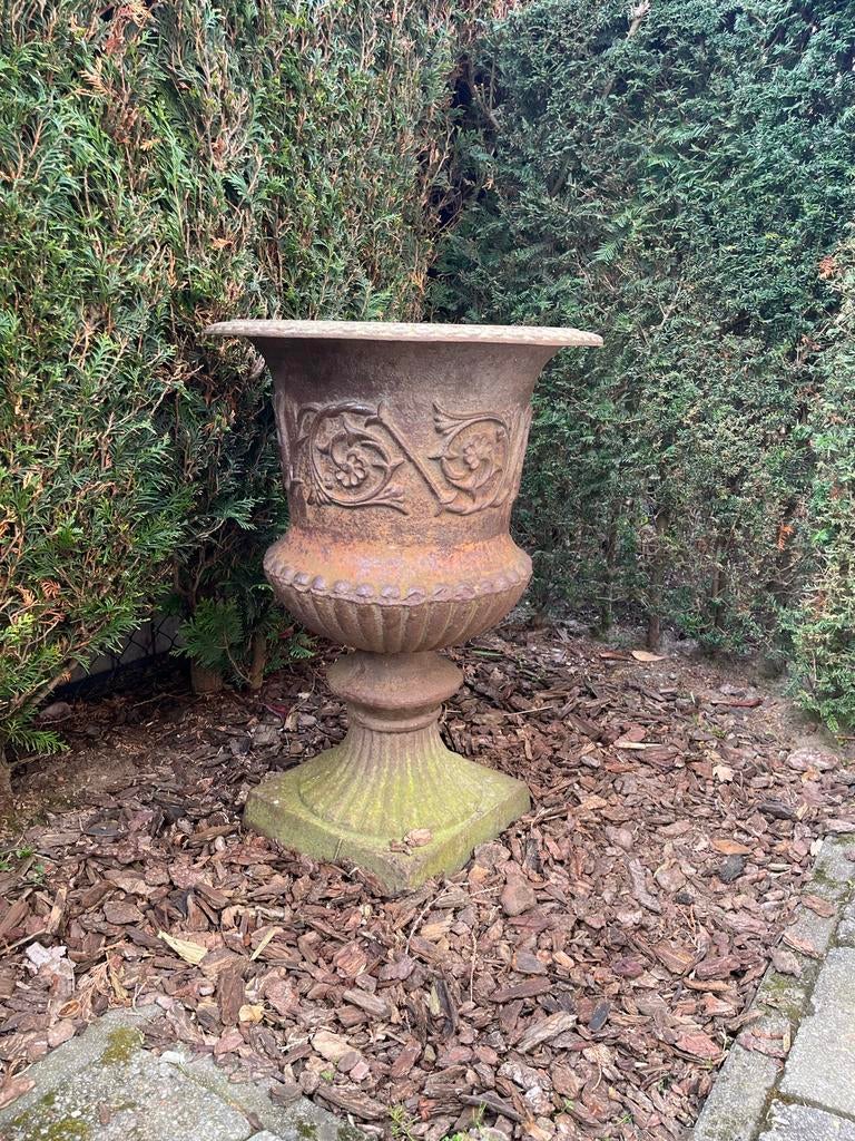 2 gietijzeren bloempotten, 80 cm hoog, 40 cm doorsnede, Ophalen, Gebruikt, 40 cm of meer, Rond