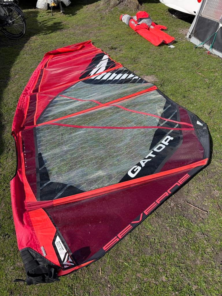 Severne Dyno (105 liter) + 3x Gator surfzeil (complete set), Ophalen, Met draagtas, Minder dan 250 cm, Complete set