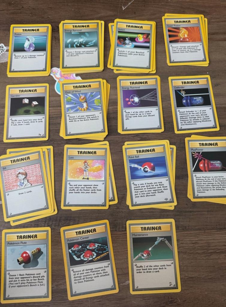 GEZOCHT: Pokemon WOTC 1999 Trainers voor mijn deck., Hobby en Vrije tijd, Verzamelkaartspellen | Pokémon, Ophalen of Verzenden