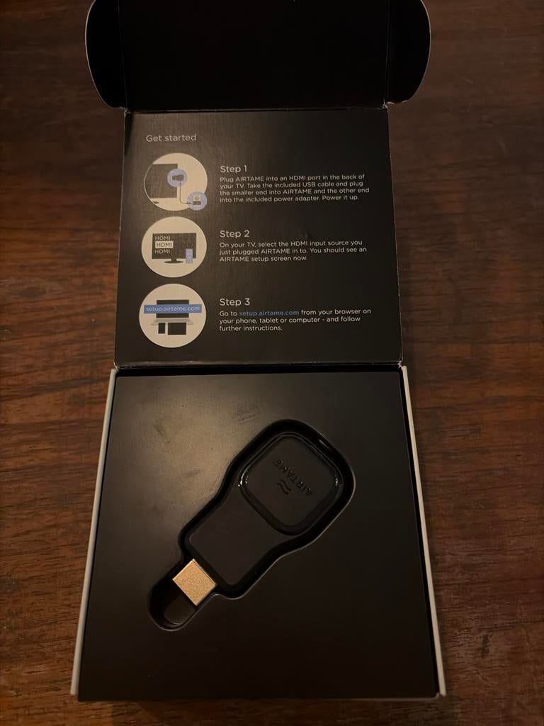 Airtame draadloze HDMI-adapter - Nieuwstaat, Ophalen of Verzenden, Zo goed als nieuw