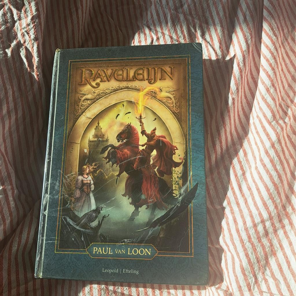 Boek 'raveleijn', Ophalen of Verzenden, Zo goed als nieuw, Overige typen