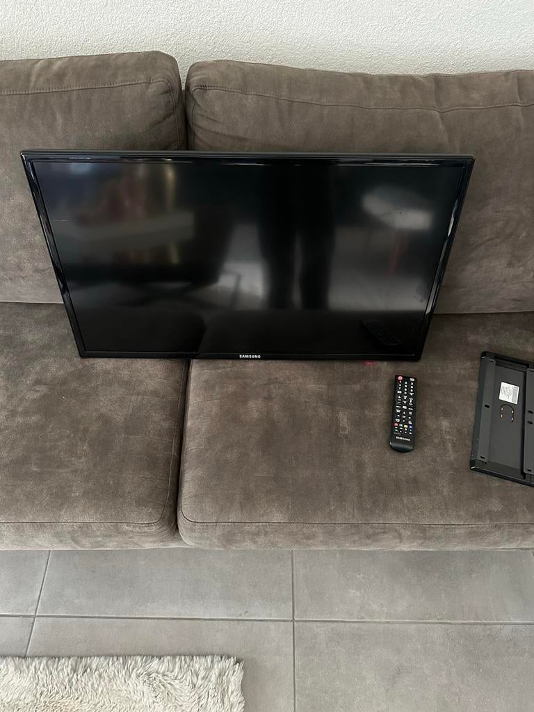 Samsung TV UE32EH4000 met muurbeugel, 50 Hz, HD Ready (720p), Ophalen of Verzenden, Samsung