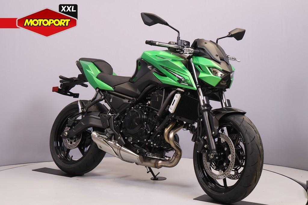 Kawasaki Z650 S - foto 2