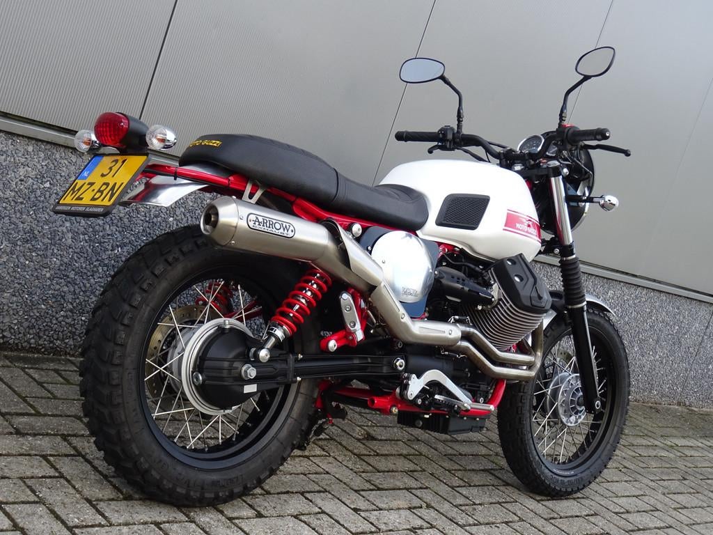 Moto Guzzi V 7 II STORNELLO (bj 2016) - foto 3