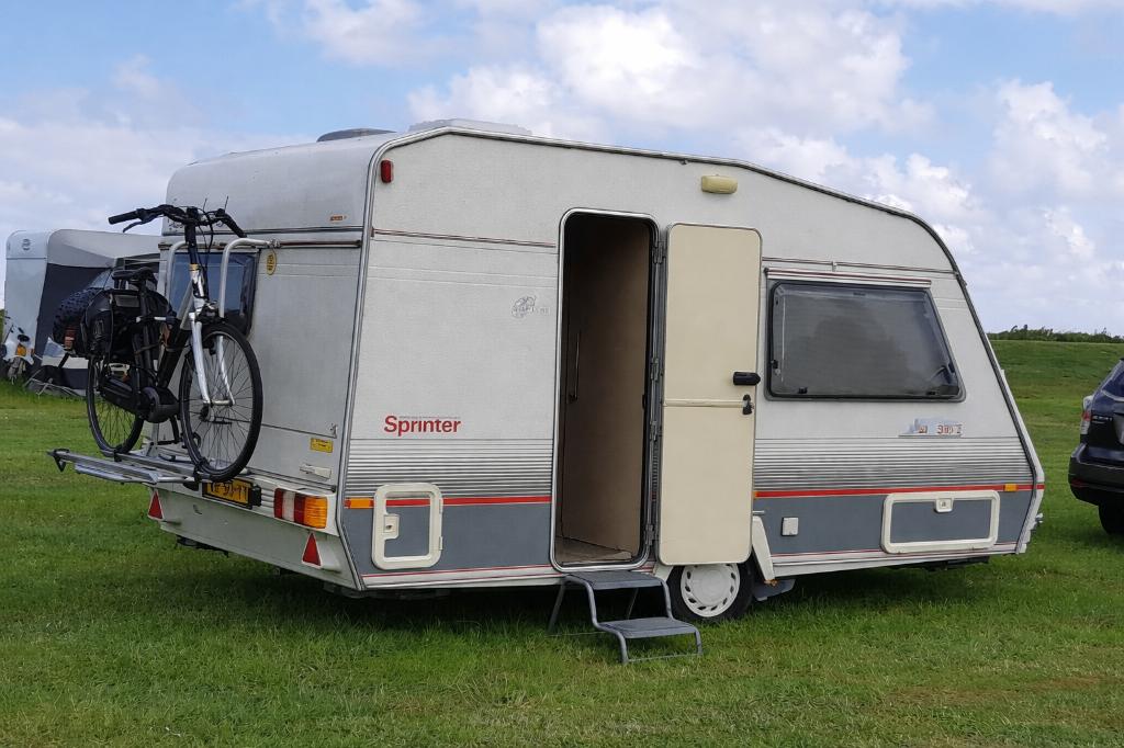 Beyerland Sprinter 390-2 + voortent & luifel + mover +....., Standaardzit, 75 kg, Tot en met 3, Particulier