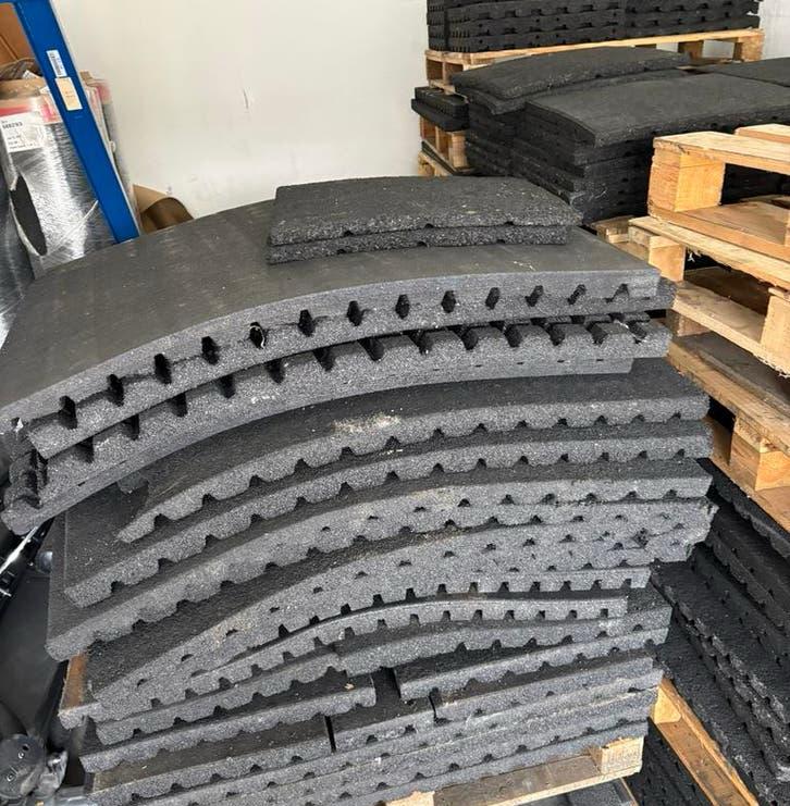 20 m2 rubberen stal mat matten snijmatten 4 cm dik, Rubberen matten, 4 cm dik, Zwart