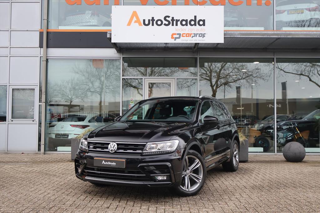 Volkswagen Tiguan 1.5 R-Line TSI ACT 150pk | LED | Trekhaak, Stof, 4 cilinders, Zwart, Metallic lak