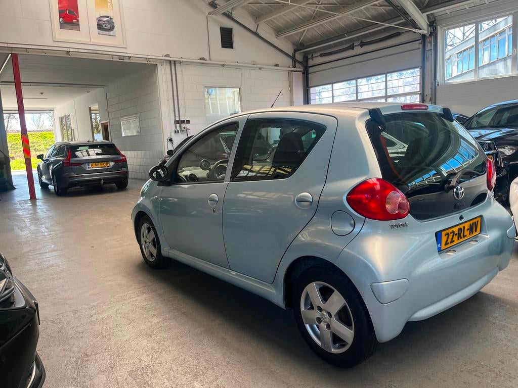 Toyota Aygo 1.0-12V Sport, Voorwielaandrijving, Gebruikt, Elektrische ramen, 68 pk